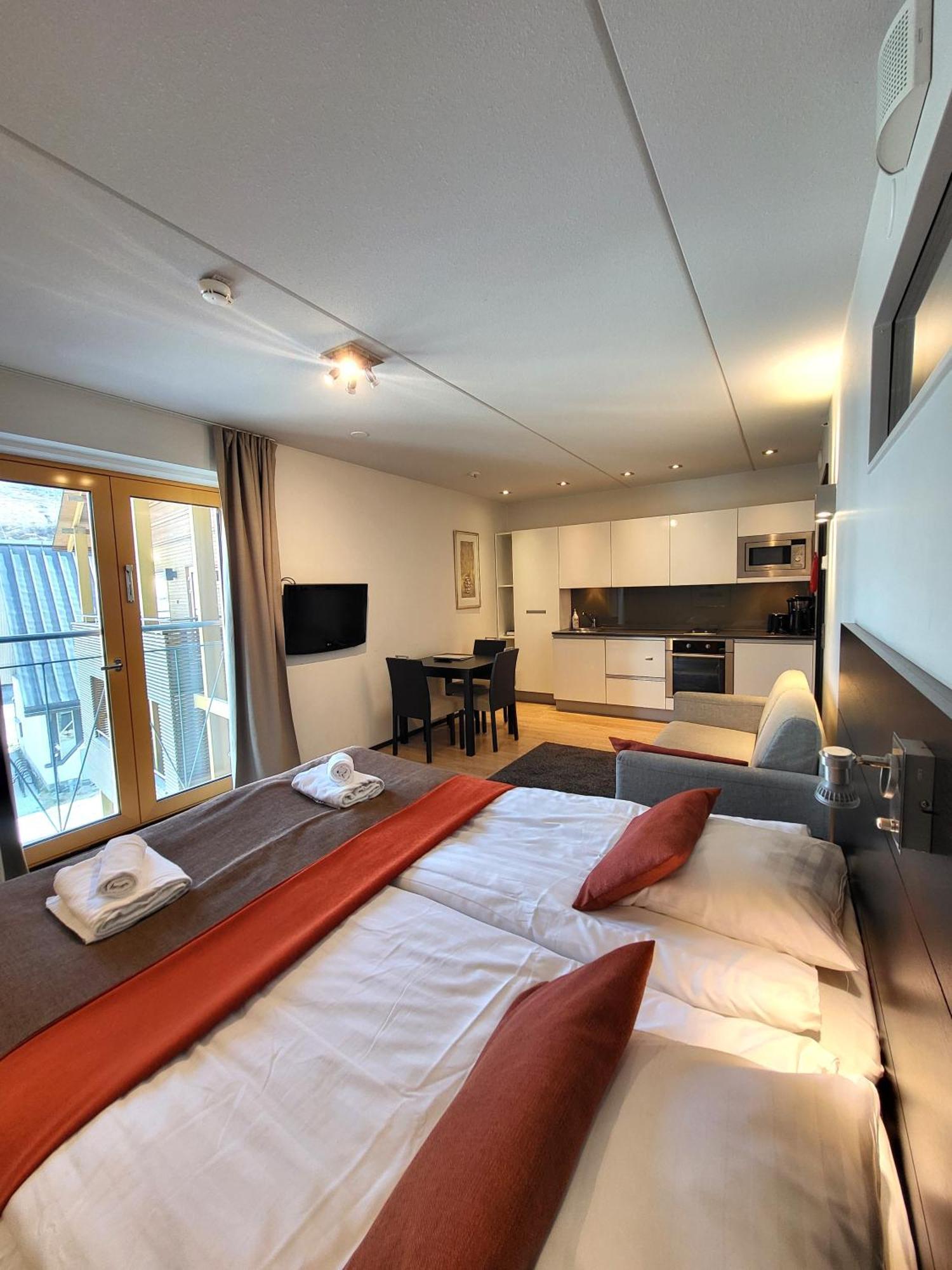 Levi Suites Levi Gold Екстериор снимка